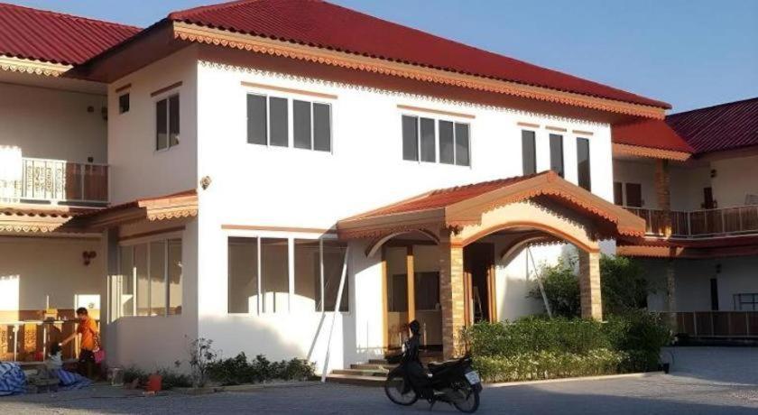 The Aam Resort Bang Sare Dış mekan fotoğraf